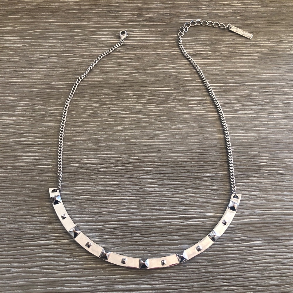 VINCE CAMUTO NECKLACE